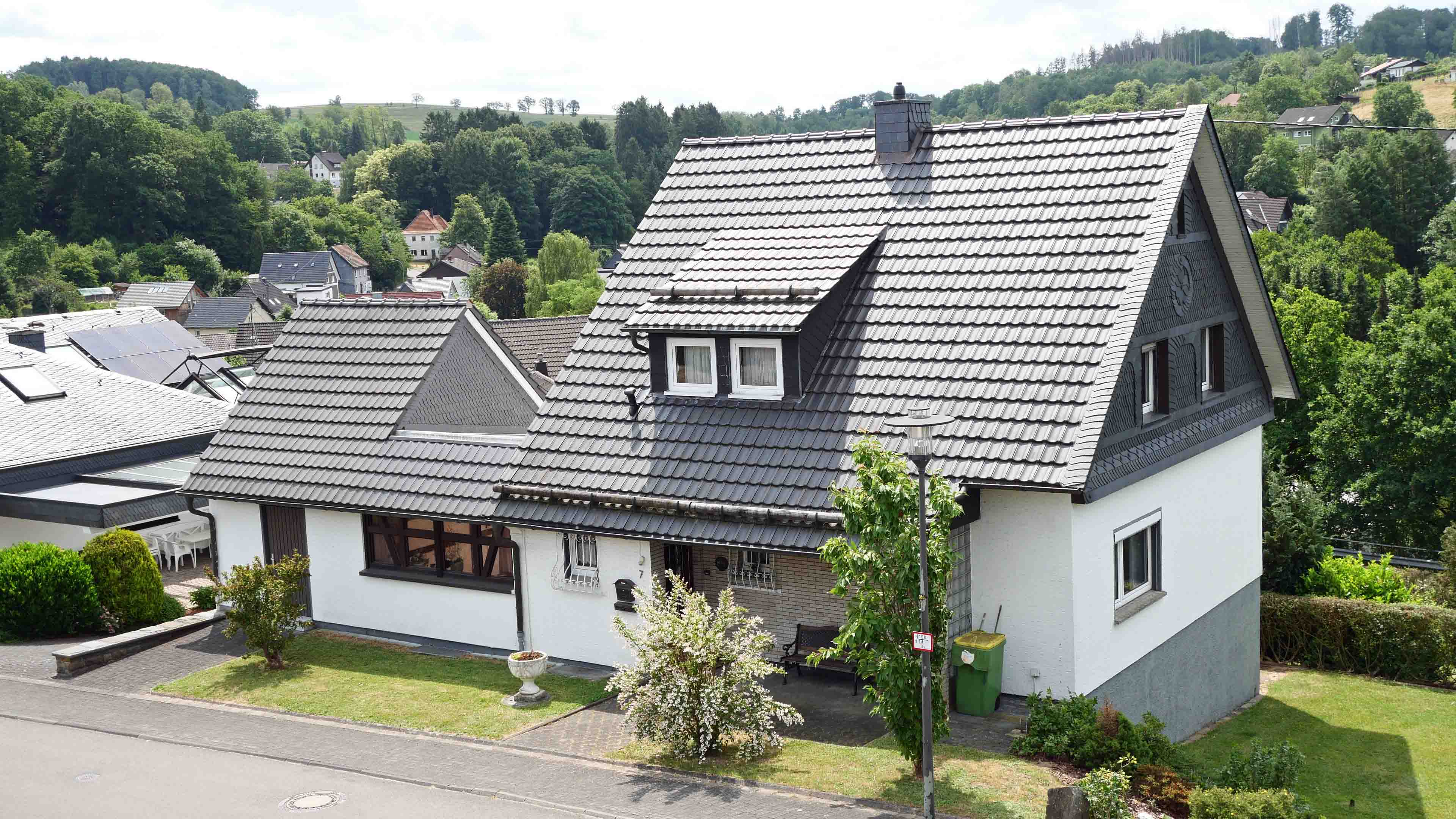 268 2-314 - Reichshof-Wildbergerhütte: EFH mit Doppelgarage