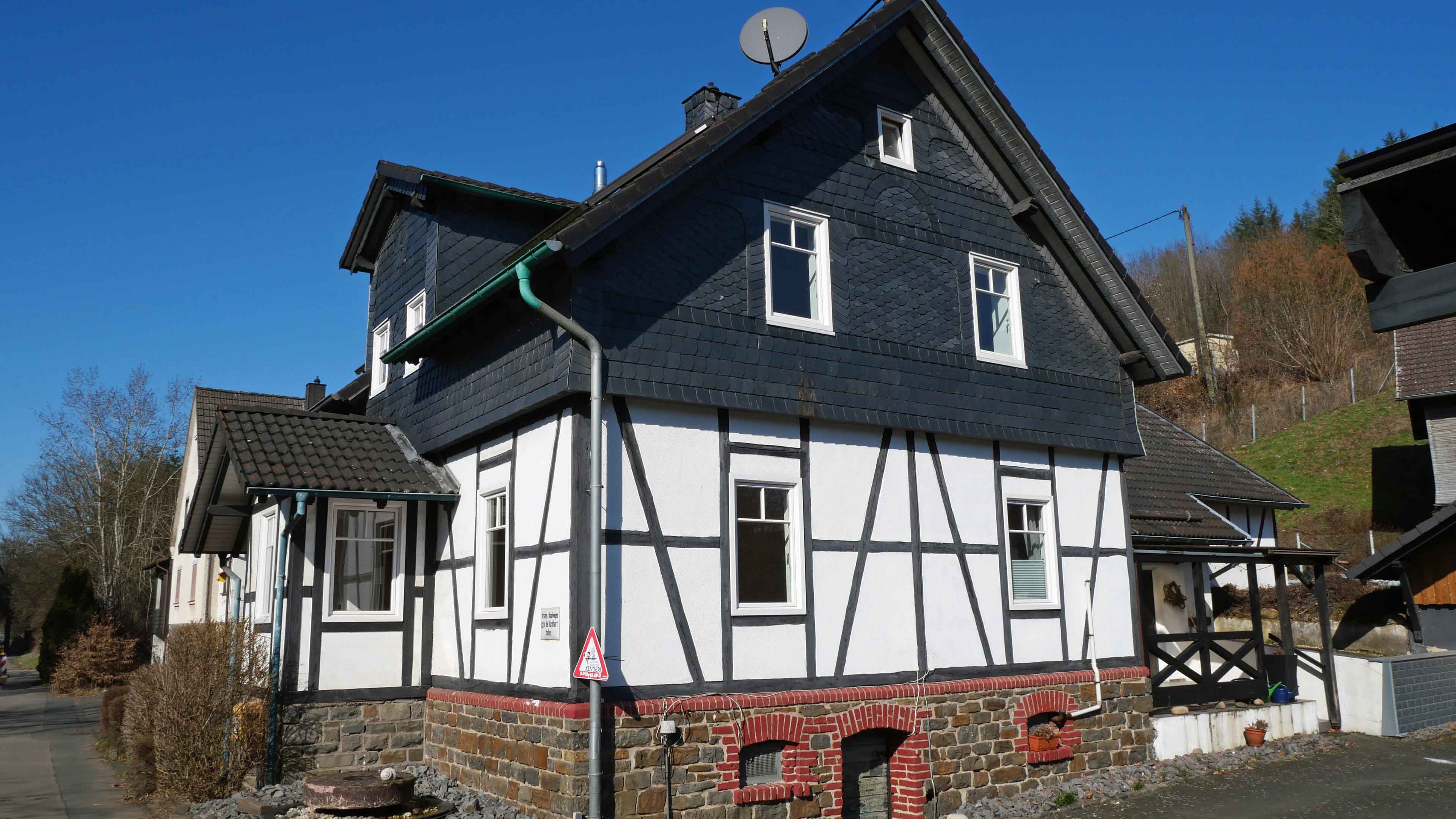 269 2-323 - Morsbach: Preiswert und sofort beziehbar