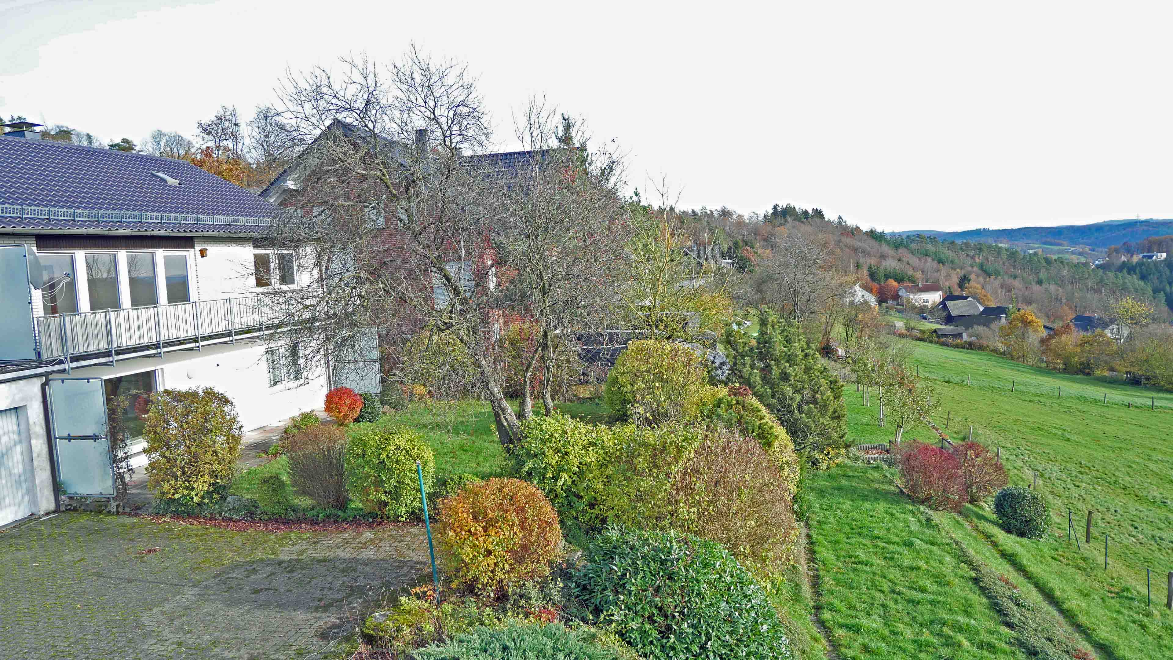 306 2-345 - Morsbach-Hahn: EFH mit ELW besonders schön gelegen