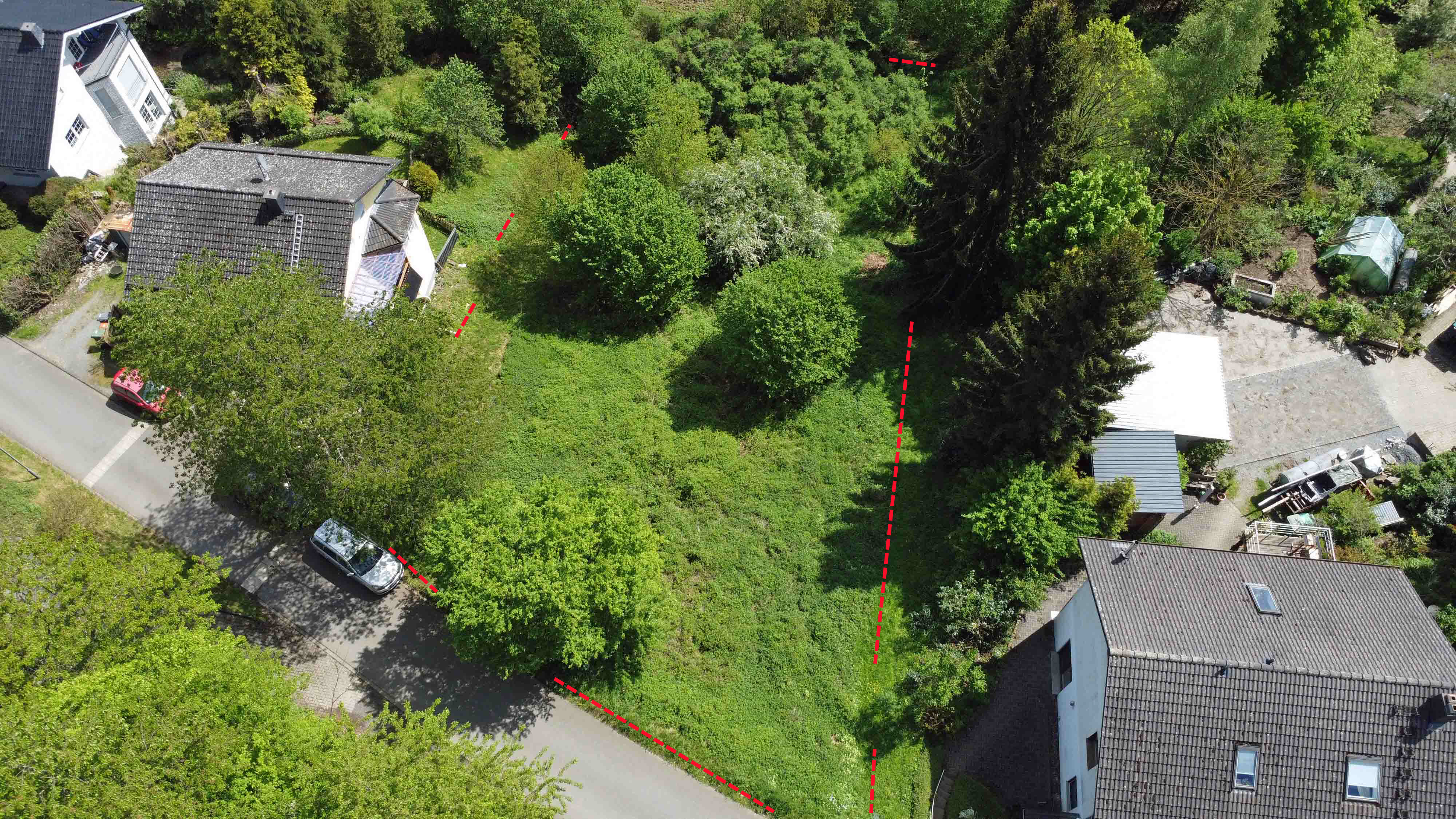 Morsbach-Holpe: Preiswertes, sofort bebaubares Baugrundstück in herrlicher Naturlage, vollerschlossen und sofort bebaubar