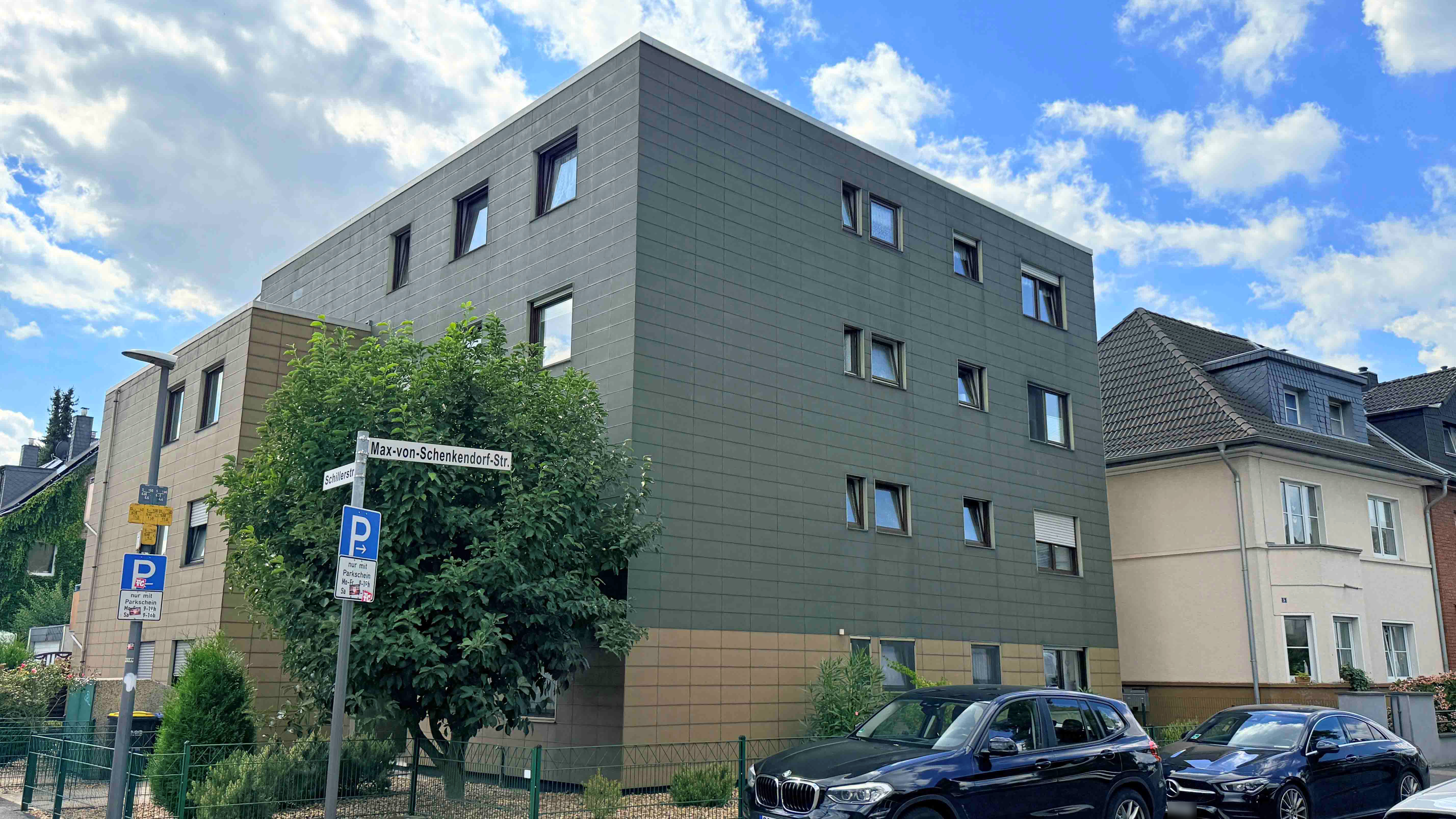 382 2-449 - Verkauft - Köln-Porz: Gepflegte 3-Zimmer-Wohnung mit Balkon, Keller und Tiefgaragenstellplatz 