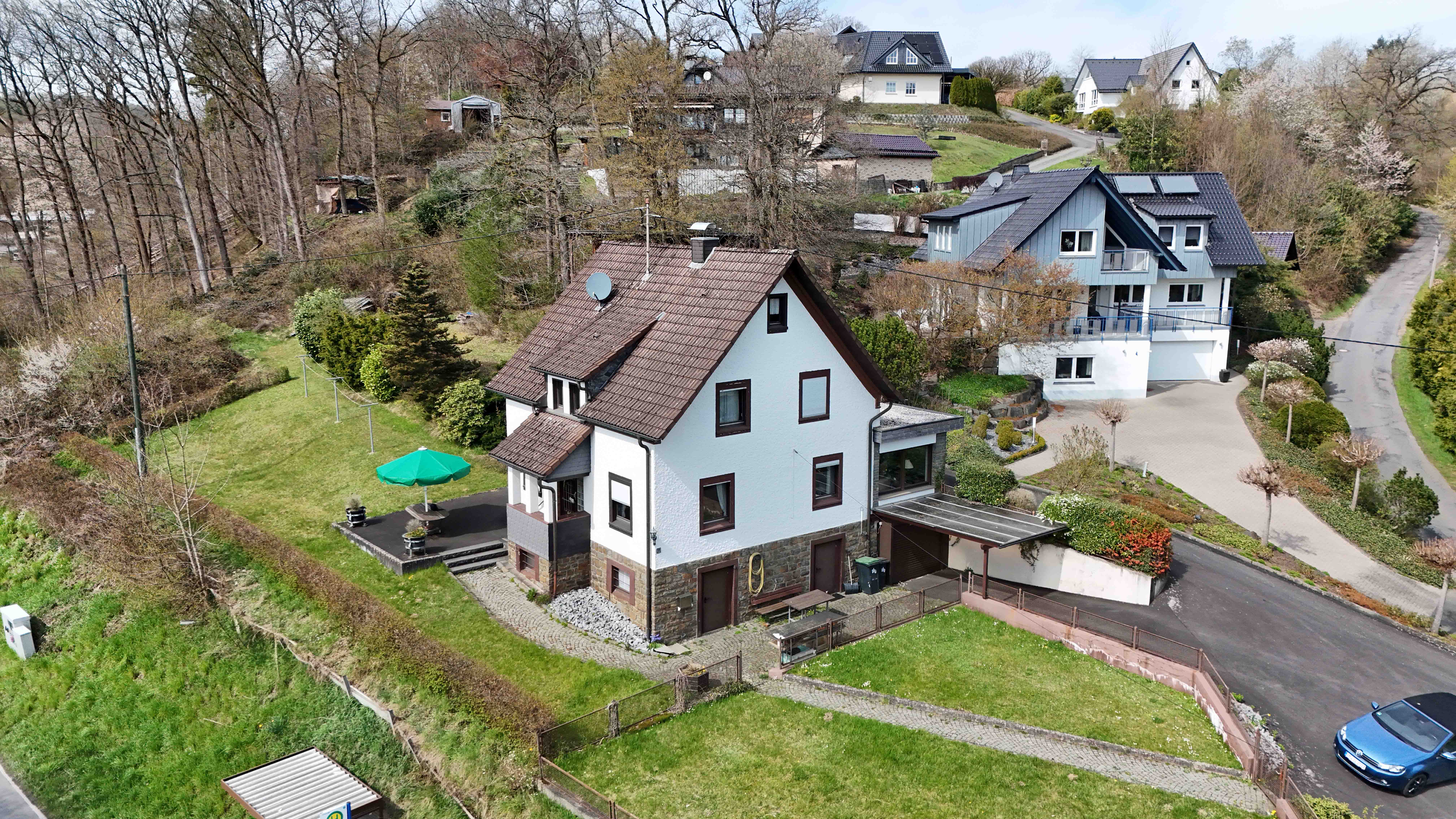 Morsbach: Baujahr 1939, aber modernisiert, barrierefrei, preiswert und gut, ...Luftaufnahme 2026