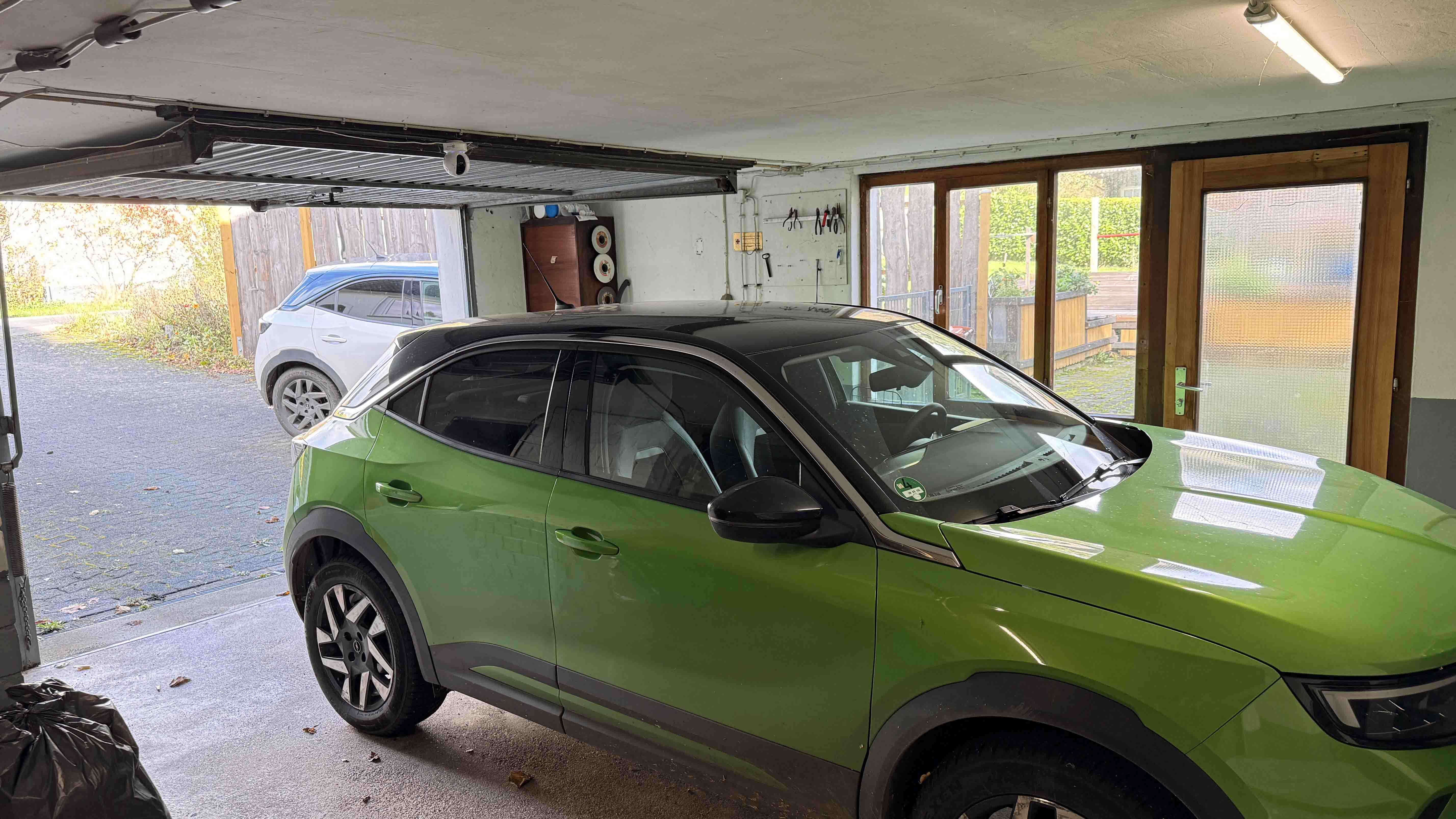 Morsbach-Ellingen: Richtig viel Platz / Familienparadies am Waldrand, 250 m² Nutzfläche im UG, hier: große Garage