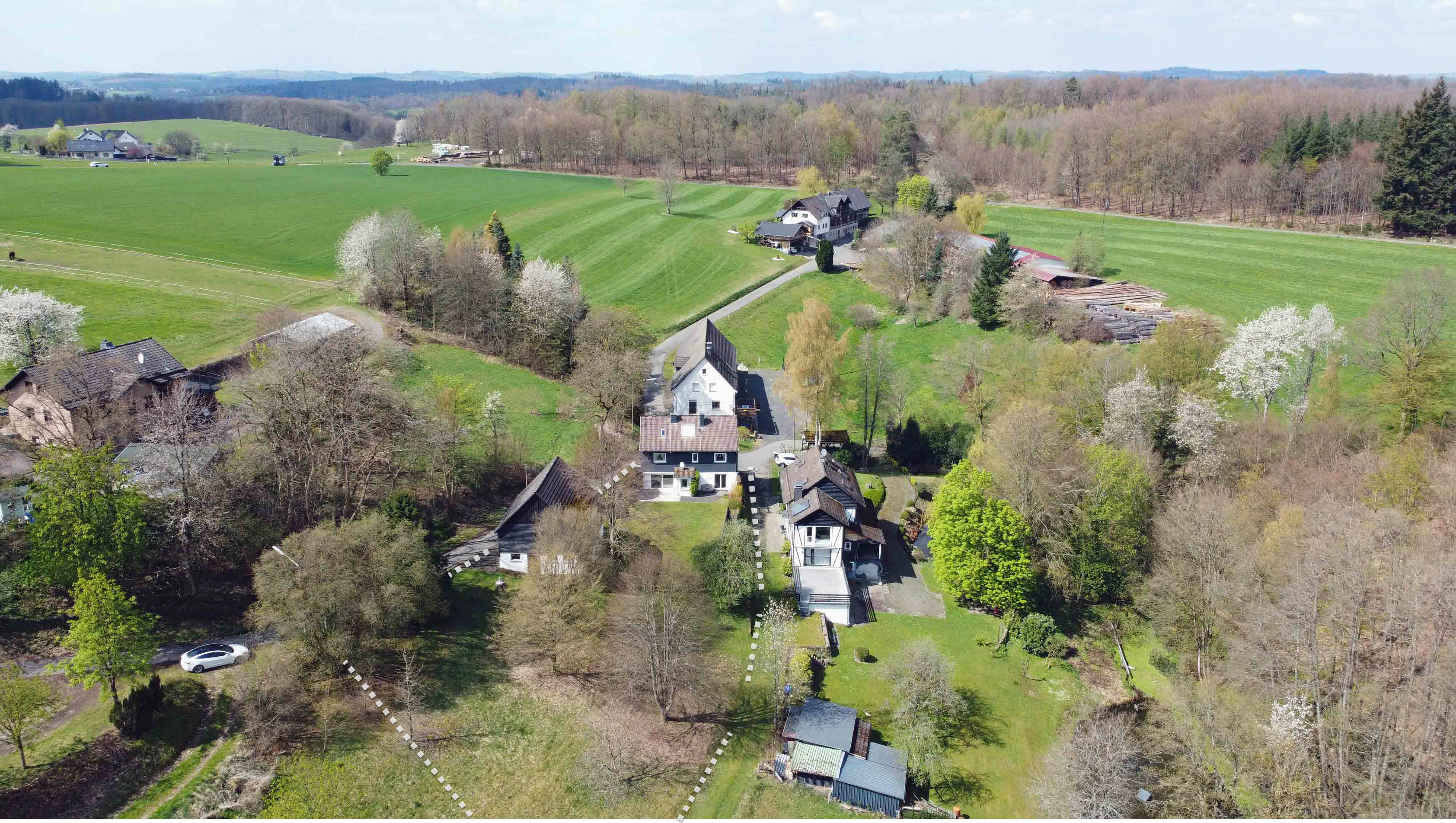 411 2-477 - Kirchen-Äpfelbach: Landhaus in malerischer Landschaft