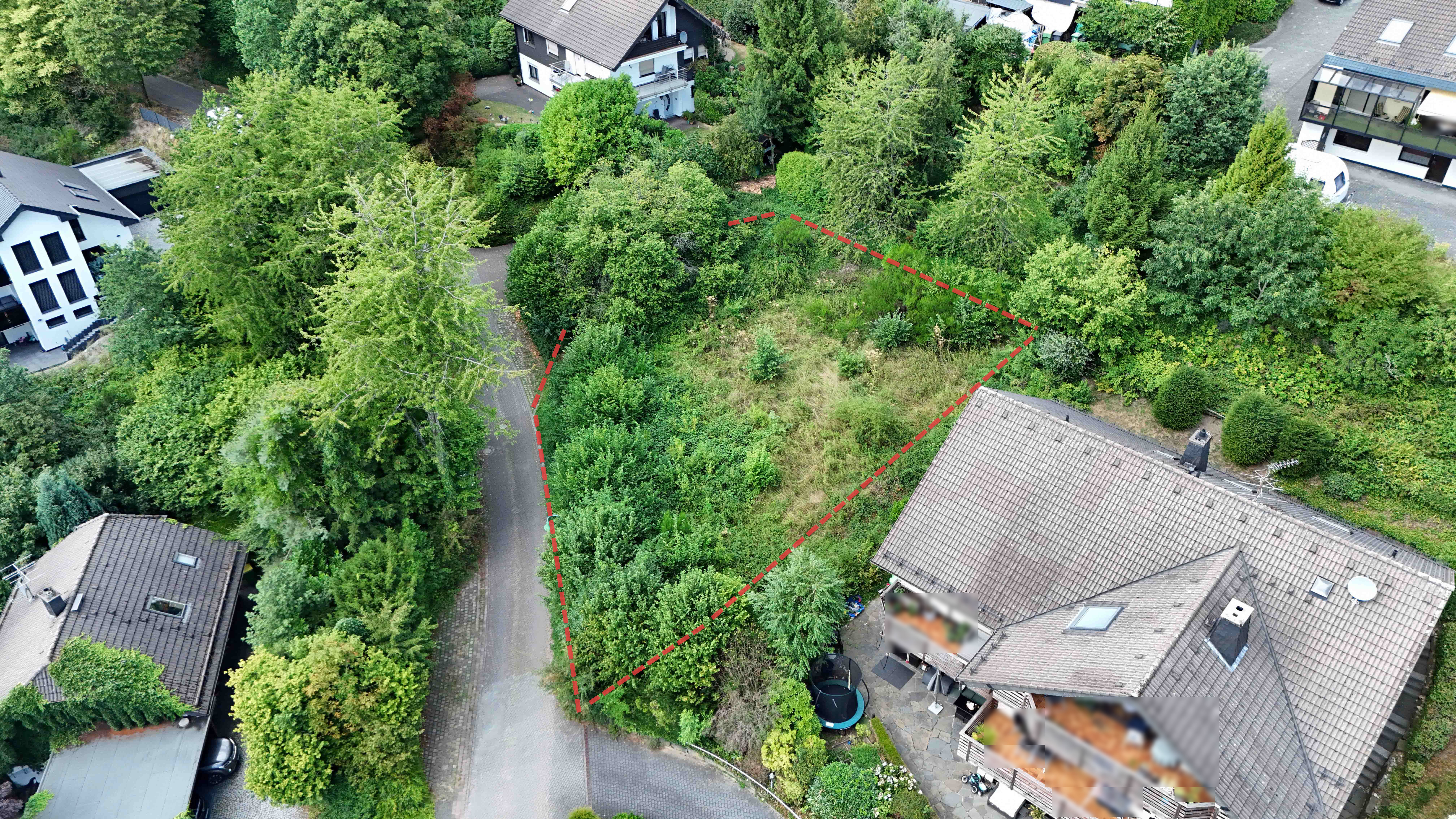Reichshof-Eckenhagen: Baugrundstück im schönen Zöper Weg, tolle Lage im Grünen, aber mit guter Infrastruktur